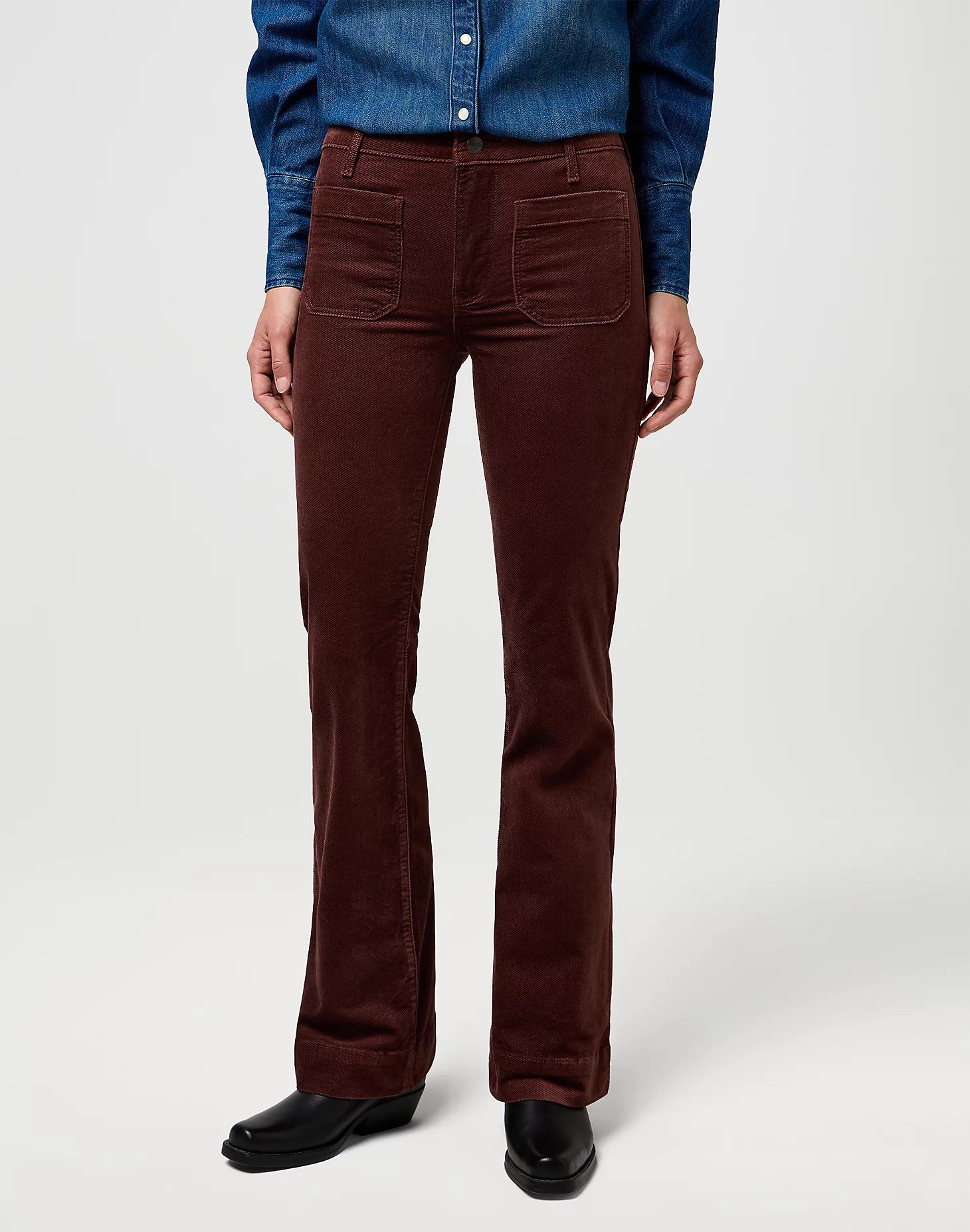 Wrangler Buxur Flare Maghogany