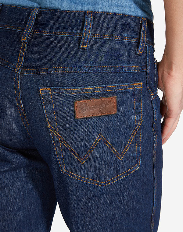 Wrangler Gallabuxur Texas Darkstone - Kormákur & Skjöldur