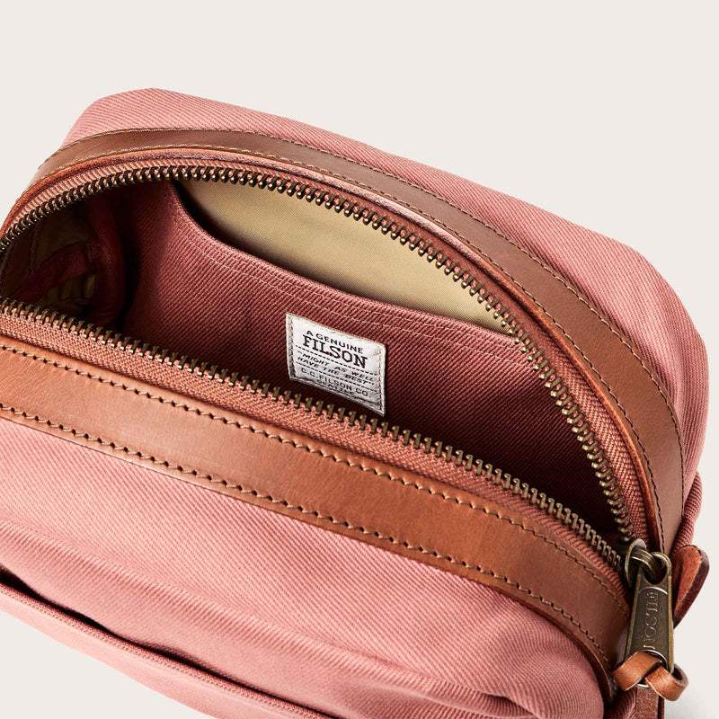 Filson Snyrtitaska - Travel Kit - Cedar Red - Kormákur & Skjöldur