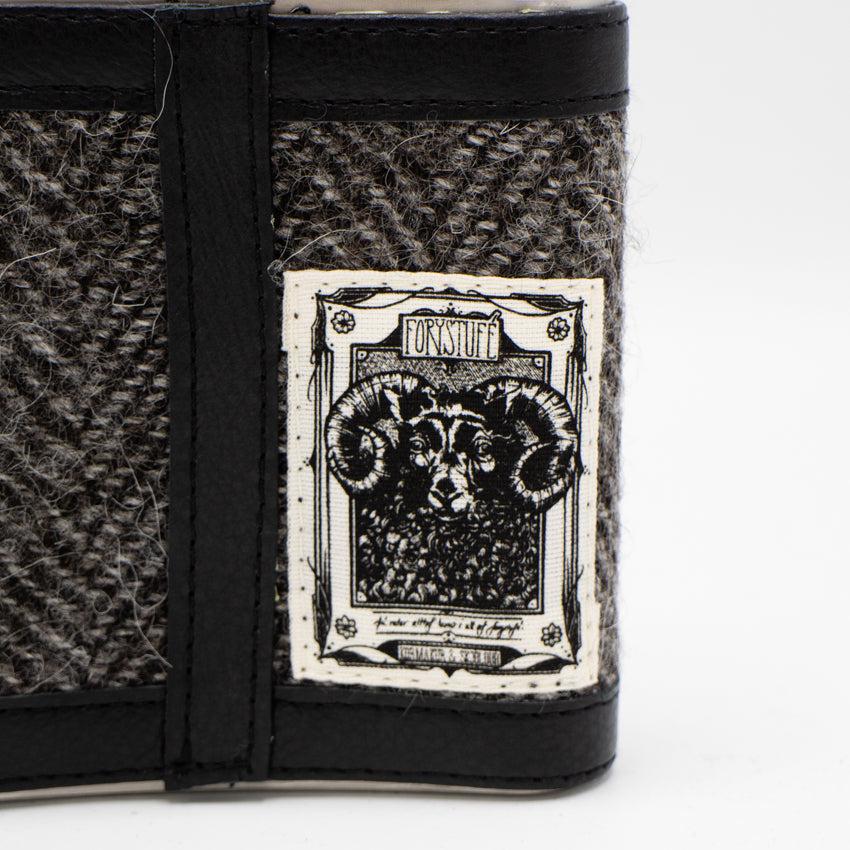 K&S Vasapeli- Icelandic Tweed Forystufé - Askur 6oz - Kormákur & Skjöldur