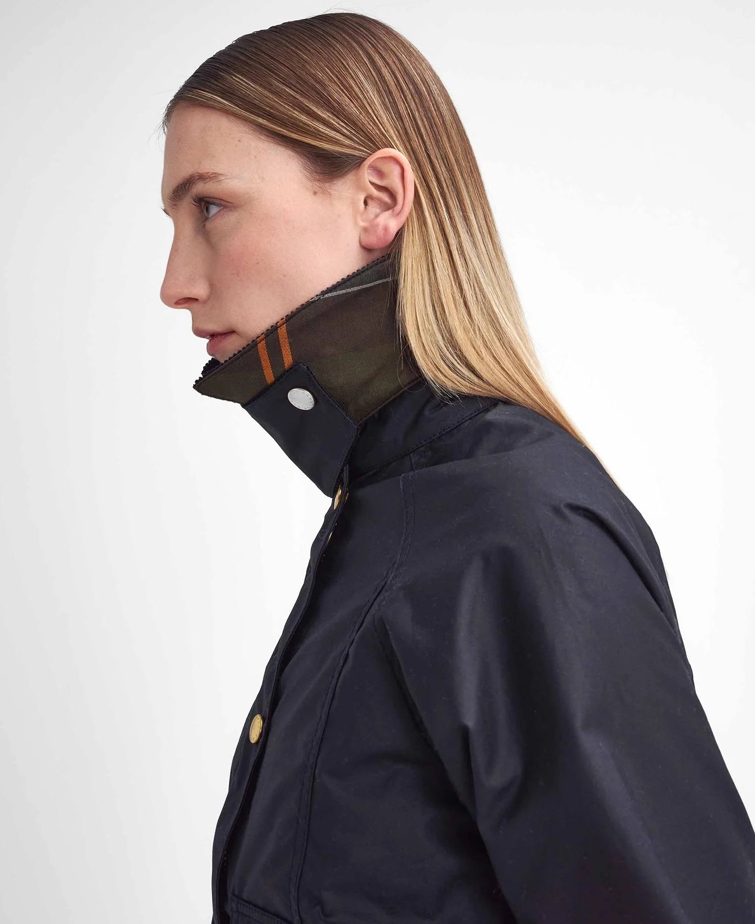 Barbour Vaxjakki Crop Beadnell Black