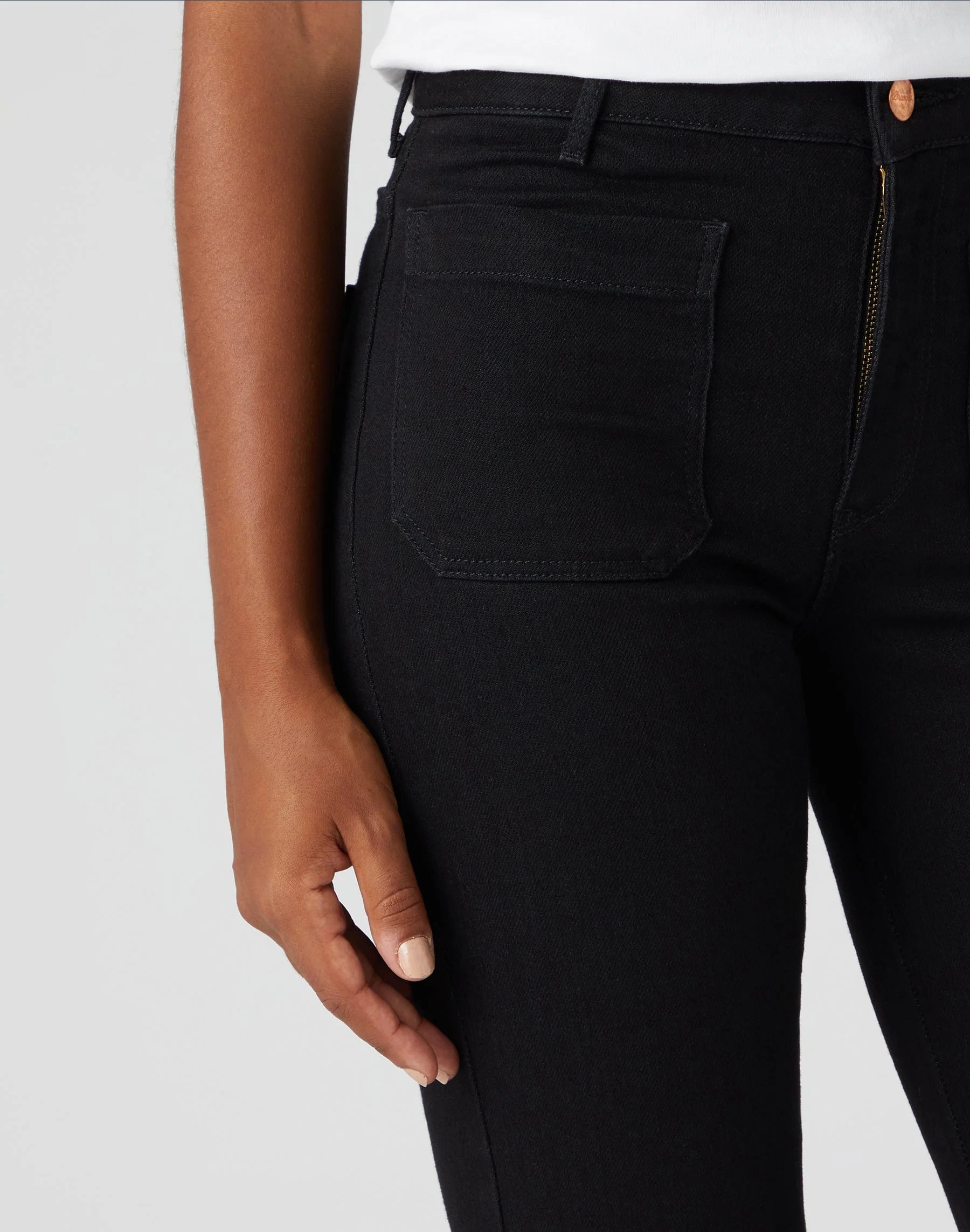 Wrangler Gallabuxur Flare Retro Black - Kormákur & Skjöldur