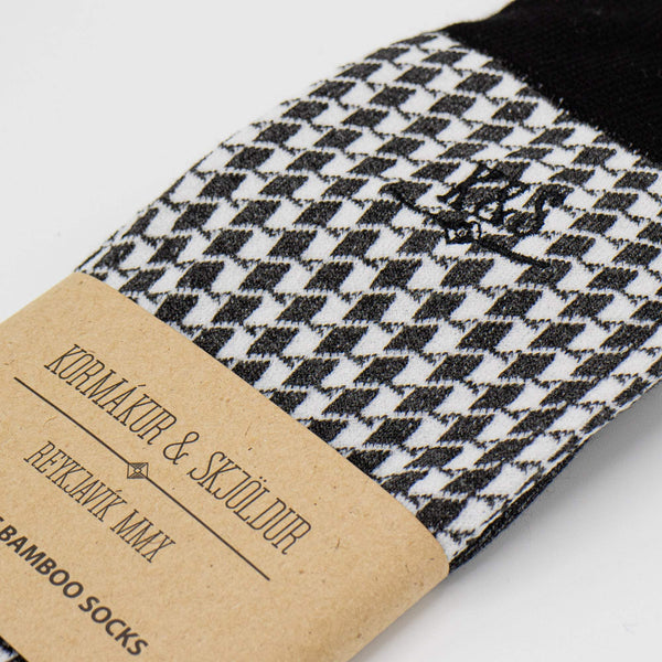 K&S Bambus Dömusokkar - Svarthvítt Houndstooth